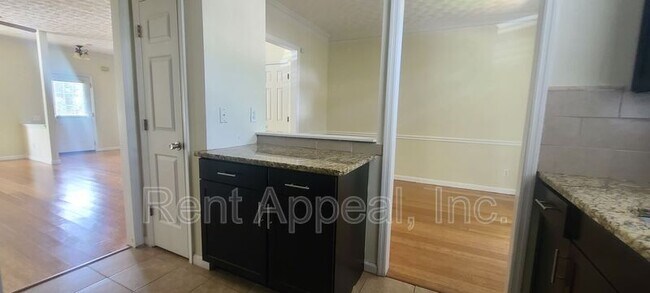 Building Photo - 1407 Morningside Park Dr