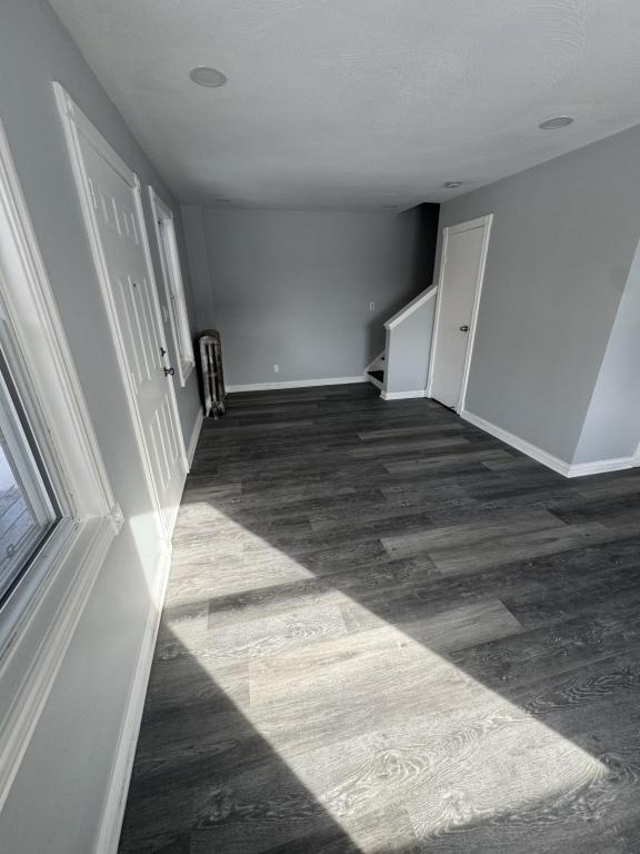 Building Photo - 116 N Hickory St