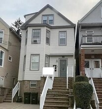 Building Photo - 126 W 31st St