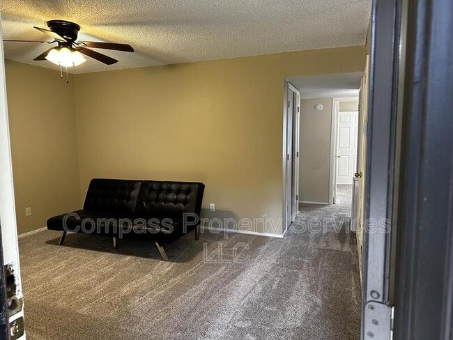 Foto del edificio - 1214 Baylor Ave