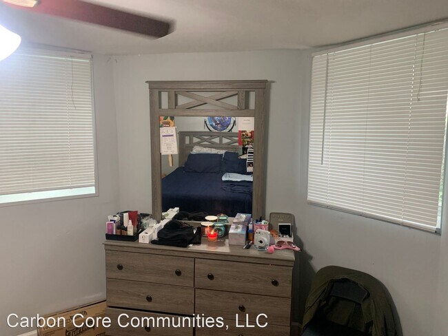 Foto del edificio - 980 Dana Ave