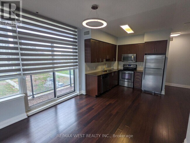 Building Photo - 85 N Park Rd