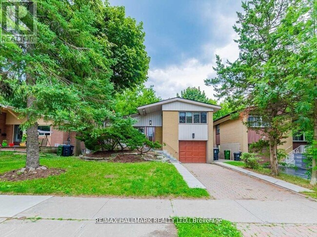 Photo du bâtiment - 901 Brimorton Dr