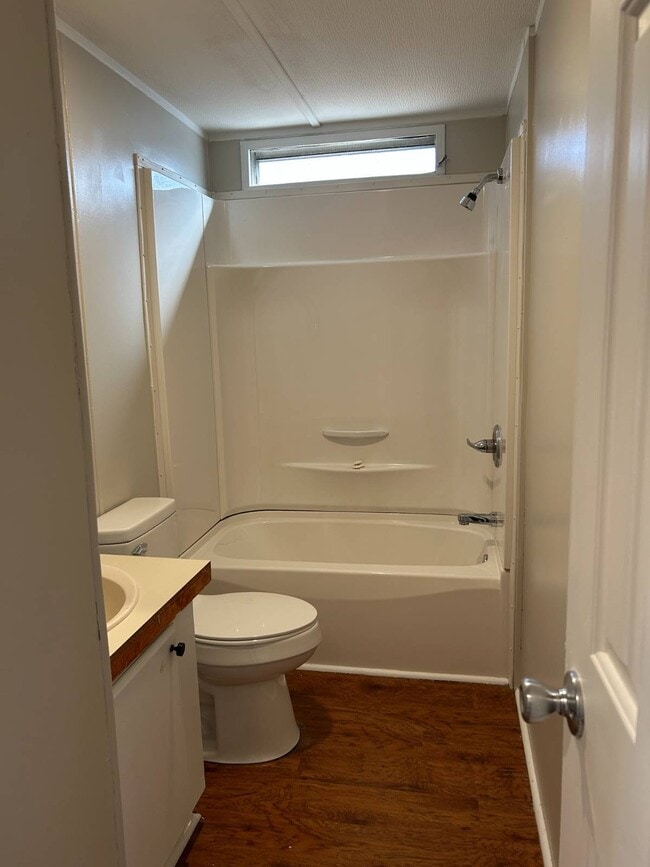 Building Photo - 94 White Oak Village