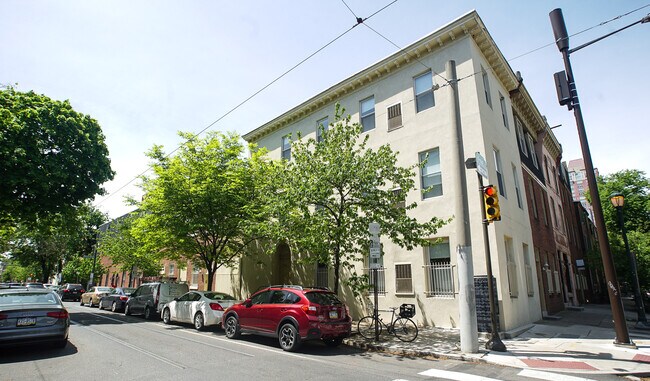 Building Photo - 400 12th S St