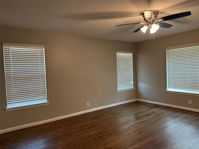 Foto del edificio - 11321 Wyatt St