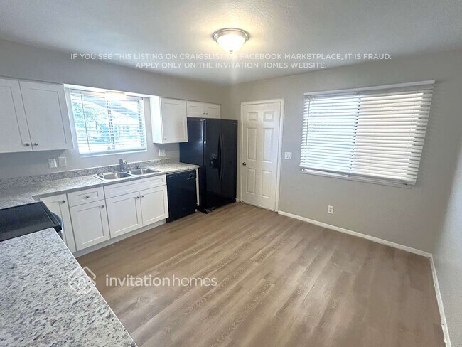 Foto del edificio - 3314 W Sierra St