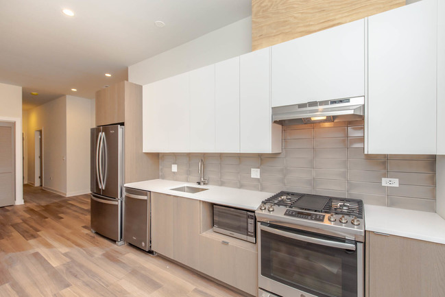 Foto del edificio - 1553 N Wells St