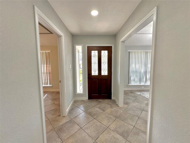 Foto del edificio - 11740 D-K Ranch Rd