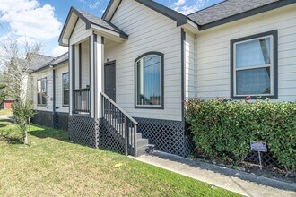 Building Photo - 4801 Wenda St