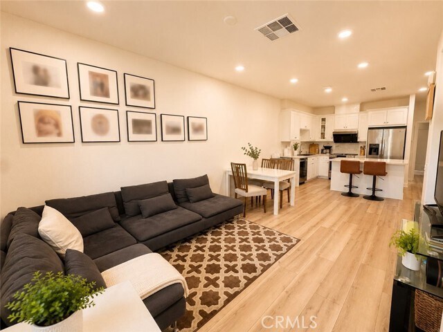 Building Photo - 2622 Glamis Ct