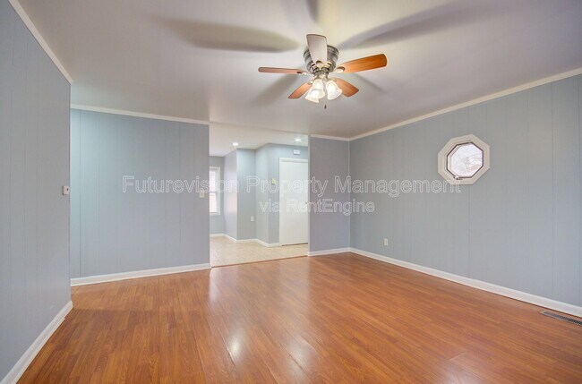 Foto del edificio - 1600 W Allen St