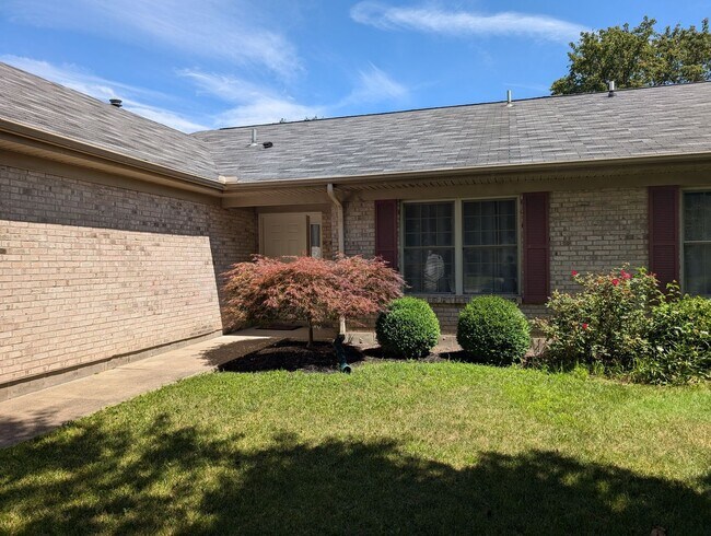 Building Photo - AVAILABLE NOW - Very Nice 2 Bedroom in Union!