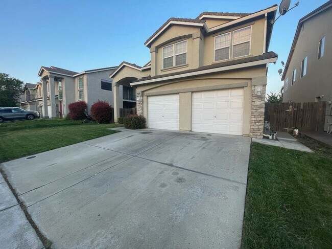 Building Photo - 9320 Willow Pond Cir