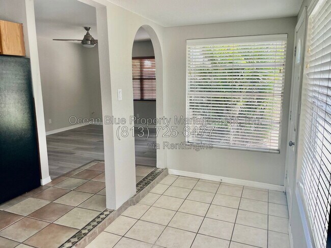 Foto del edificio - 104 Emerald Ln
