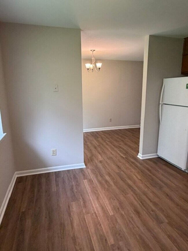 Foto del edificio - 6702 Woodthrush Dr