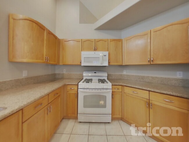 Foto del edificio - 850 Coach House Rd