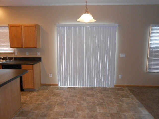 Foto del edificio - 5632 Larksdale Dr