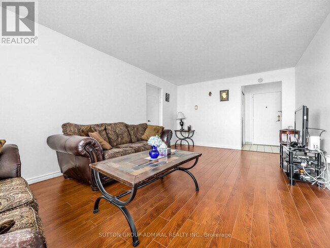 Building Photo - 130 Neptune Dr