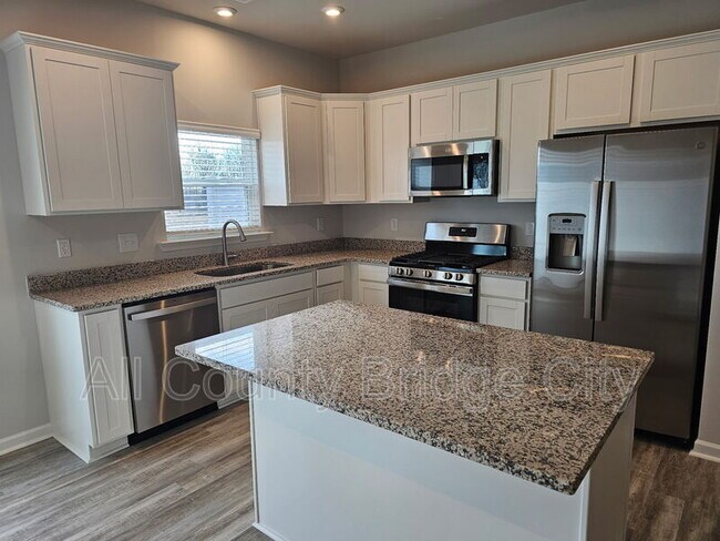 Building Photo - 142 Randwick Ln