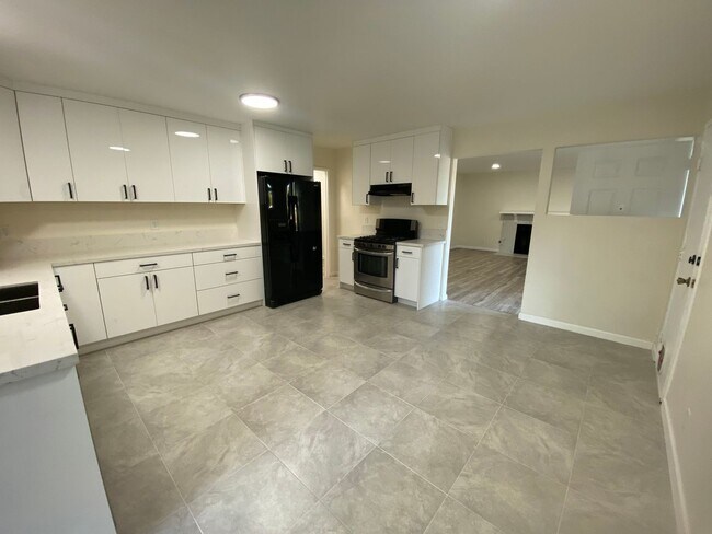 Building Photo - Littlerock Remodeled 3+2