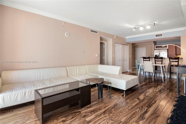 Foto del edificio - 7350 SW 89th St