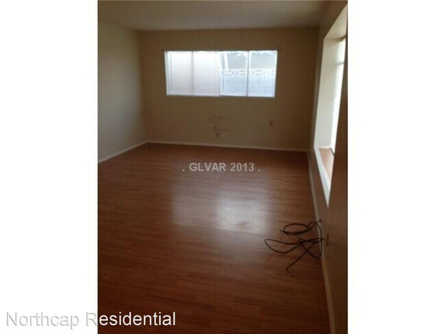 Building Photo - 3 br, 1 bath House - 525 Wyatt Ave