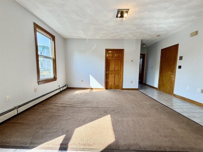 Foto del edificio - 1236 Cambridge St