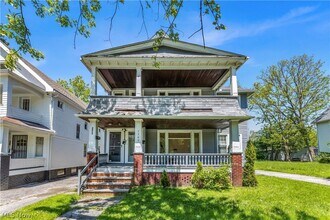 Building Photo - 3309 Desota Ave