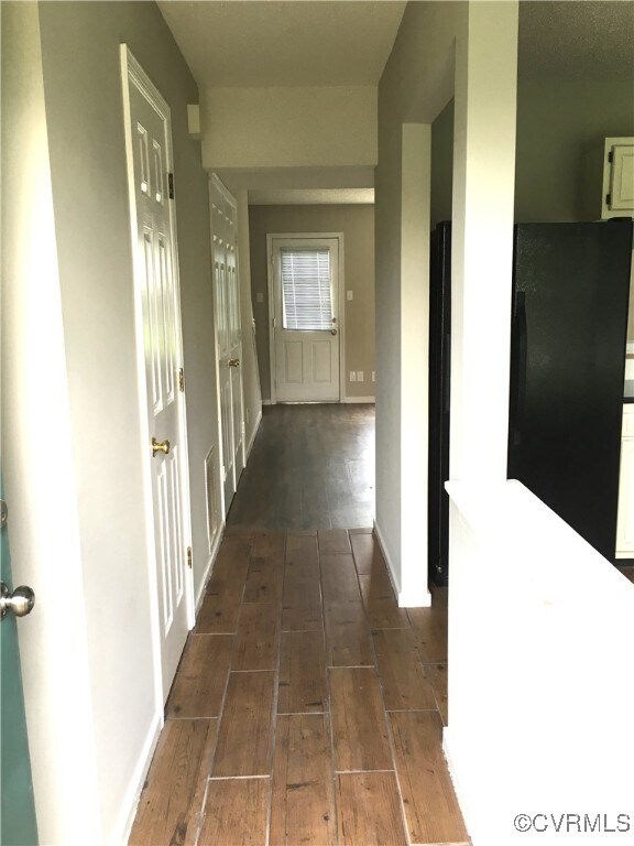 Foto del edificio - 9599 Kimberly Lynn Cir