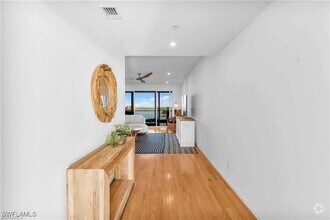 Building Photo - 4141 Bay Beach Ln