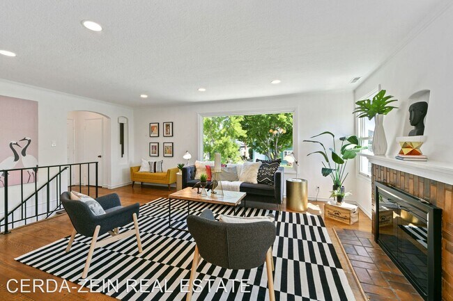 Foto del edificio - 3 br, 2.5 bath House - 2828 Windsor Dr