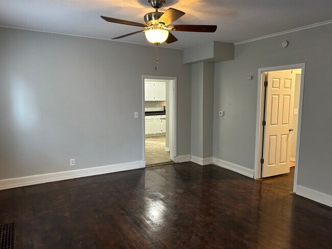 Foto del edificio - Available NOW!! Single Family House in St ...