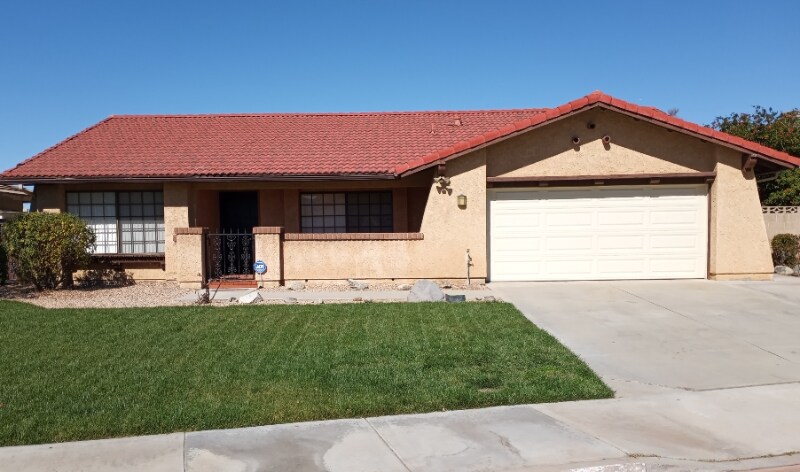 Primary Photo - 42310 Santee Ct