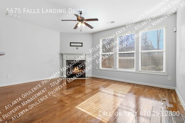 Foto del edificio - 5675 Falls Landing Dr