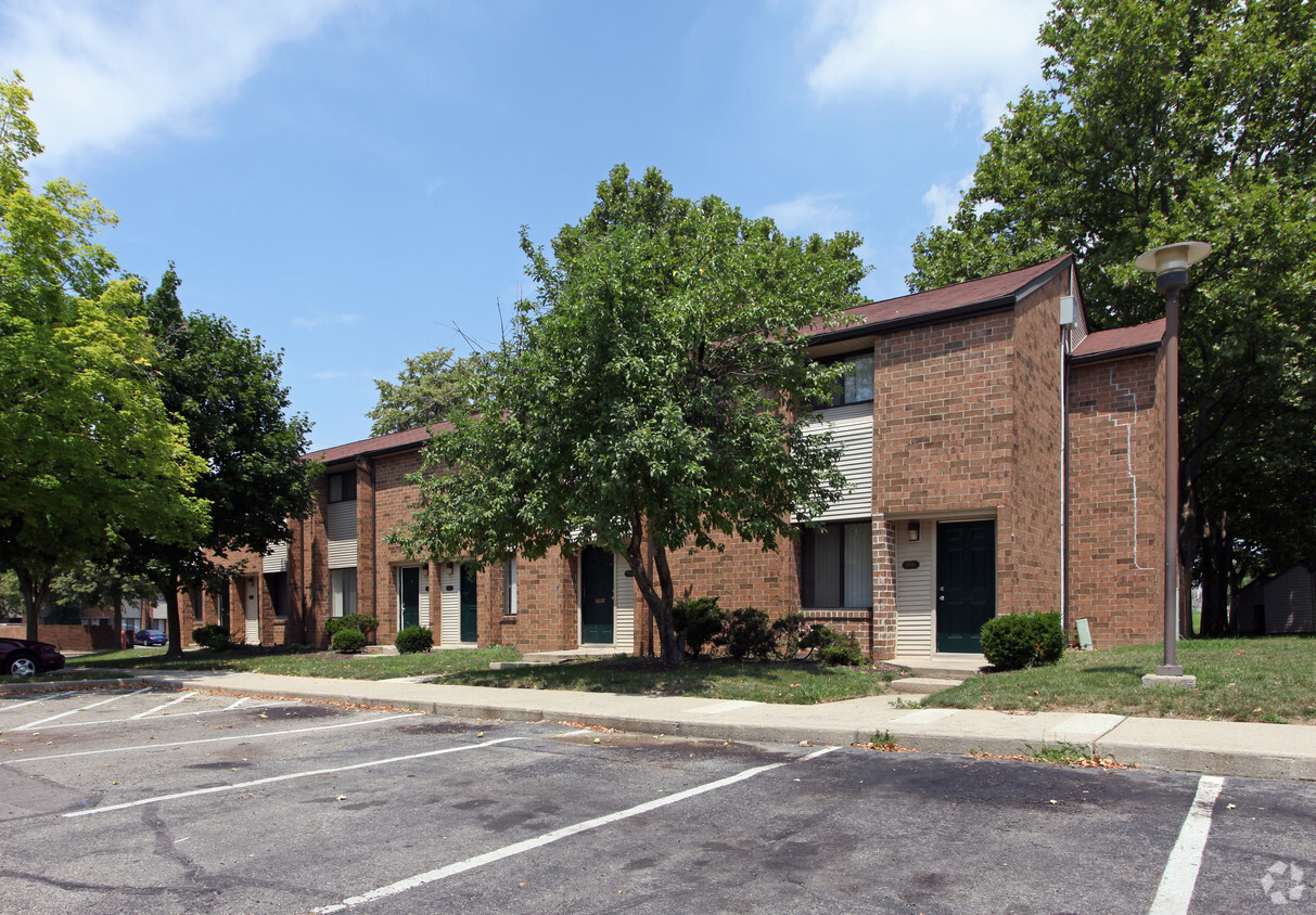 Foto principal - Mount Vernon Plaza Town homes