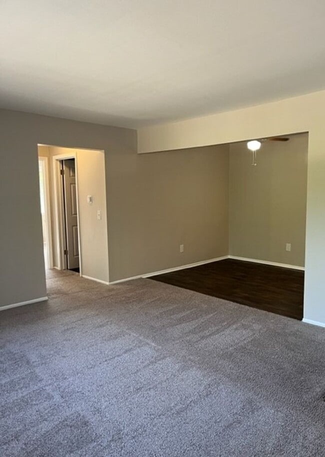 Foto del edificio - Charming 2 bedroom/1 bathroom apartment ne...