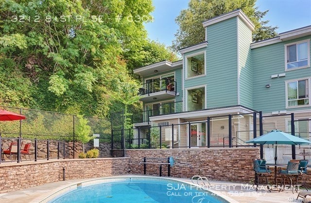 Primary Photo - Beautiful Furnished Mercer Island Penthouse!!