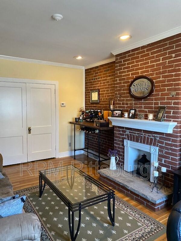 Foto del edificio - 203 Lehigh Ave