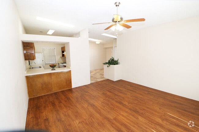 Building Photo - 1/2 OFF FIRST MONTHS RENT - APPLICATION FE...