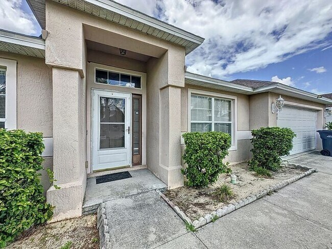 Building Photo - Poinciana single family home in Village 7,...