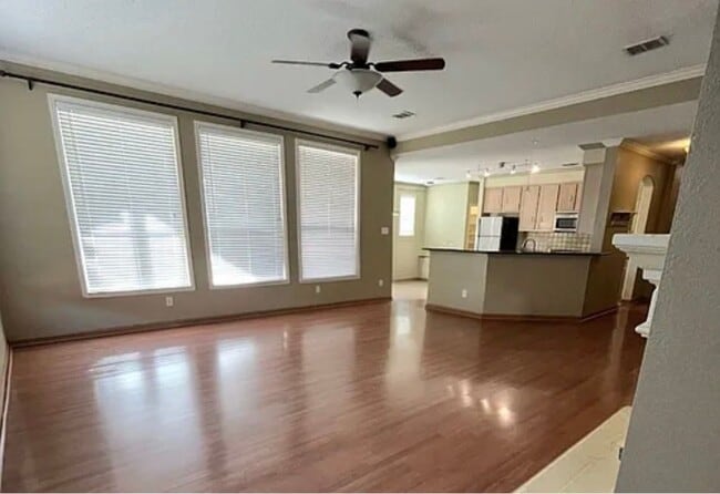 Building Photo - 848 Fallkirk Ct