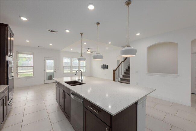 Photo - 10408 Spanish Jennet Way Unit House