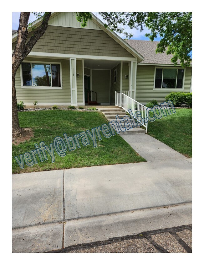 Primary Photo - 1113 Primrose Ln