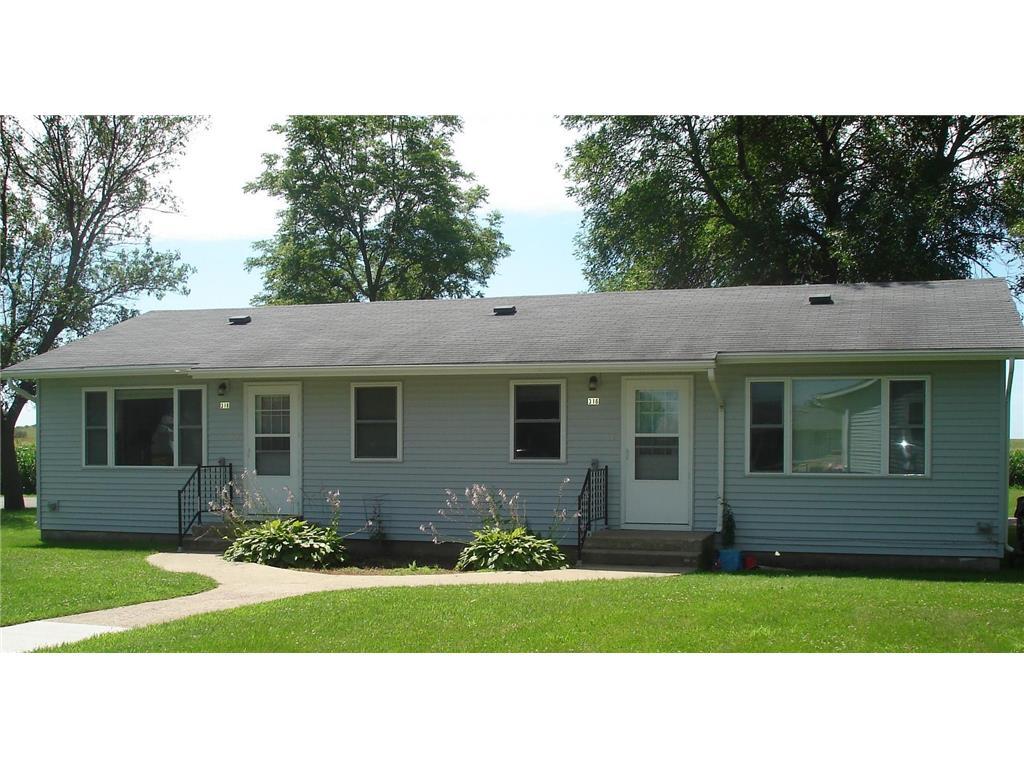 Foto principal - 308 S 3rd St