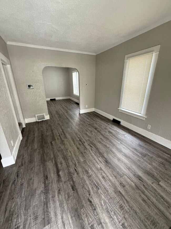 Foto del edificio - 3 Bed 1 Bath