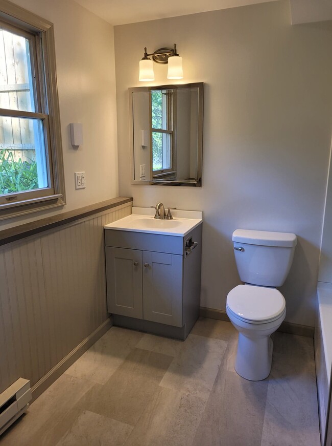 Bathroom - 21 Drake Rd