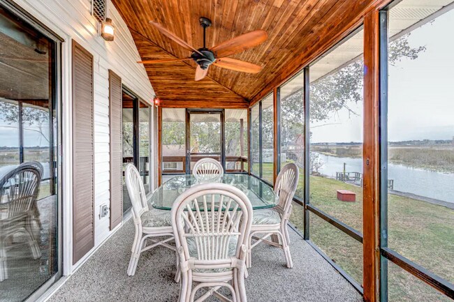 Foto del edificio - 9335 E Beech Cir