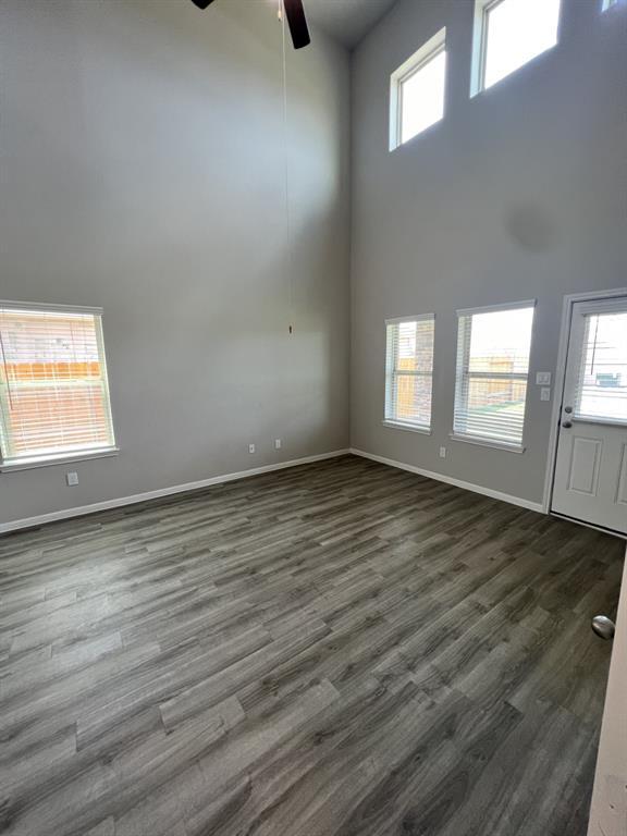 Building Photo - 10610 Scrub Oak Dr