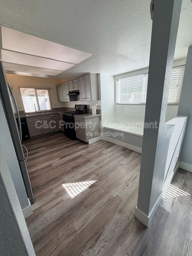 Foto del edificio - 13110 Mohican Dr